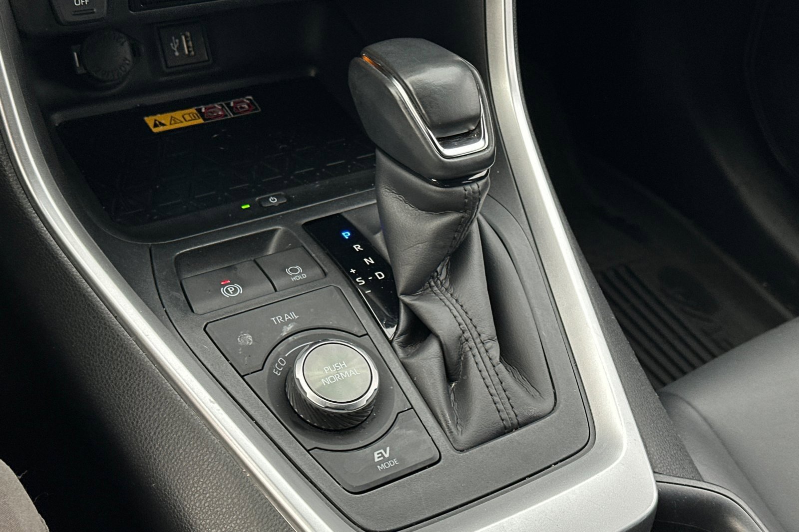 Used 2024 Toyota RAV4 XSE image 20