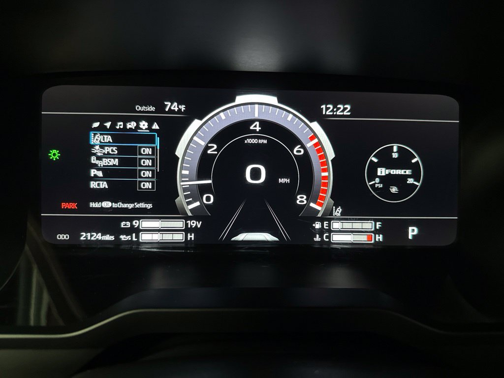 Used 2026 Toyota Tundra Limited AWD/4WD image 25