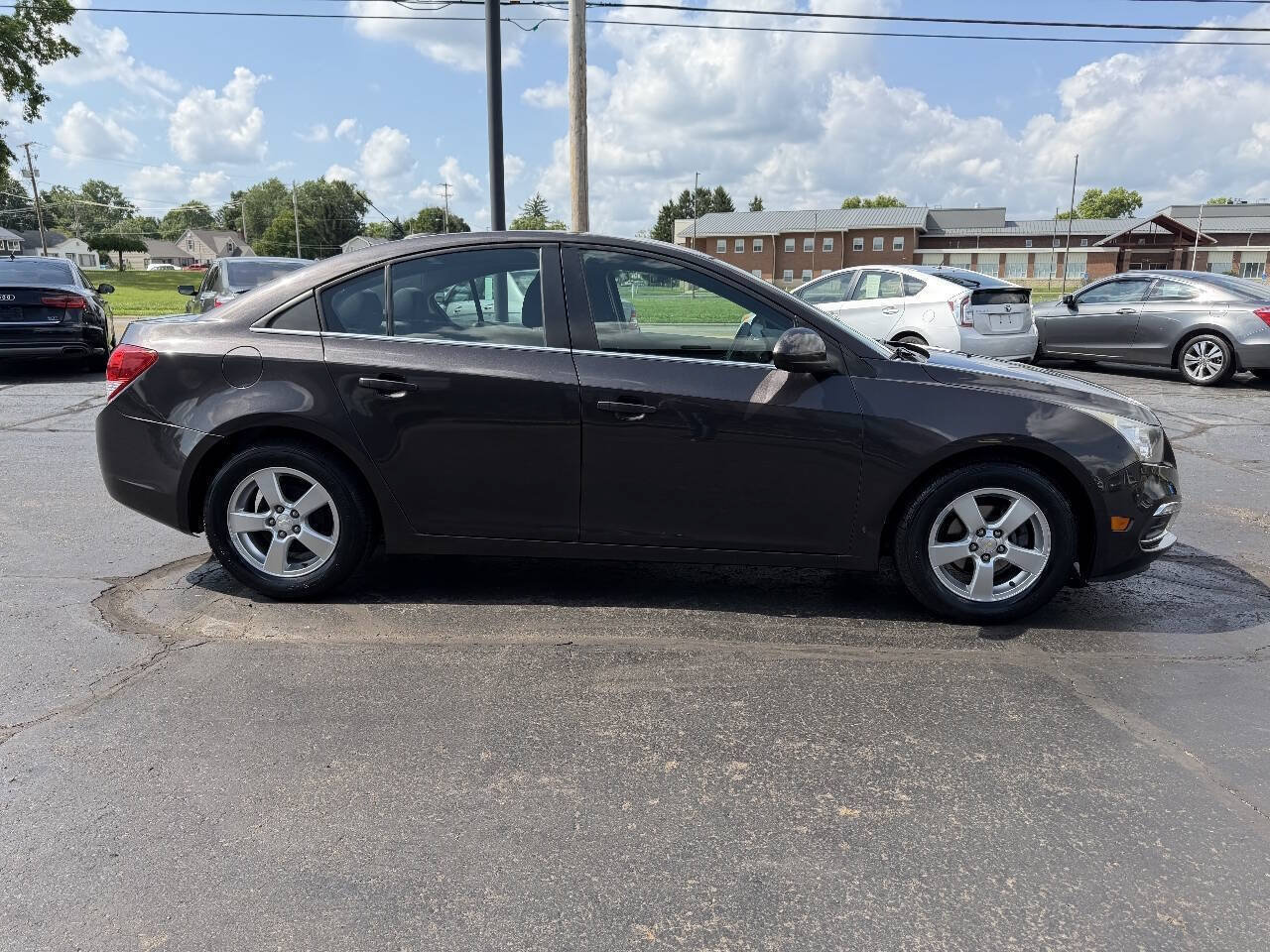 Used 2016 Chevrolet Cruze LT FWD image 6