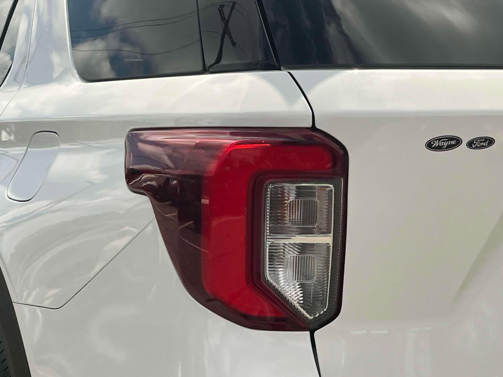 Certified 2022 Ford Explorer ST w/ ST Street Pack image 11