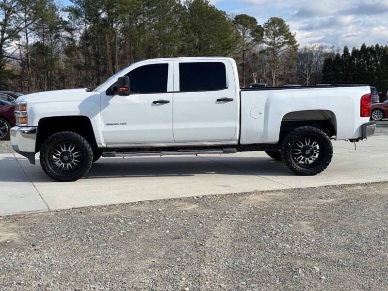 Used 2015 Chevrolet Silverado 2500 W/T w/ WT Convenience Package AWD/4WD image 3