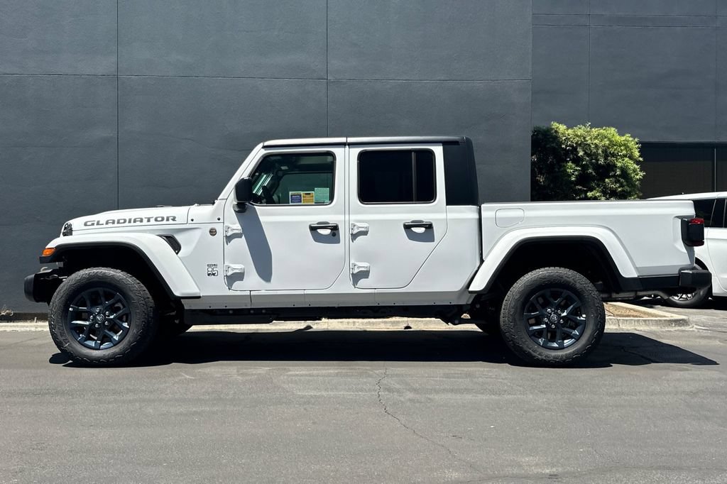 New 2026 Jeep Gladiator Sport AWD/4WD image 7