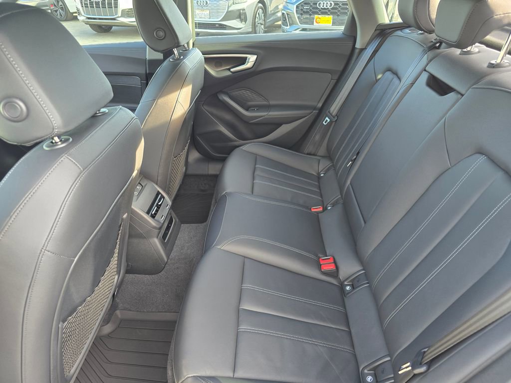 Used 2025 Audi A5 2.0T Premium Plus image 15