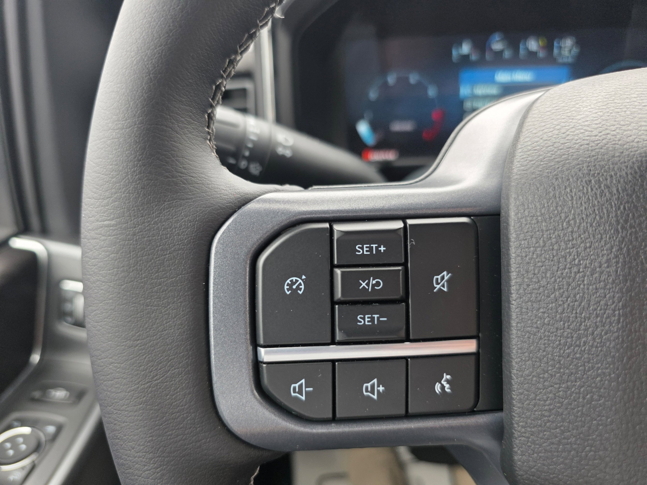 New 2026 Ford F250 Lariat w/ FX4 Off-Road Package image 16