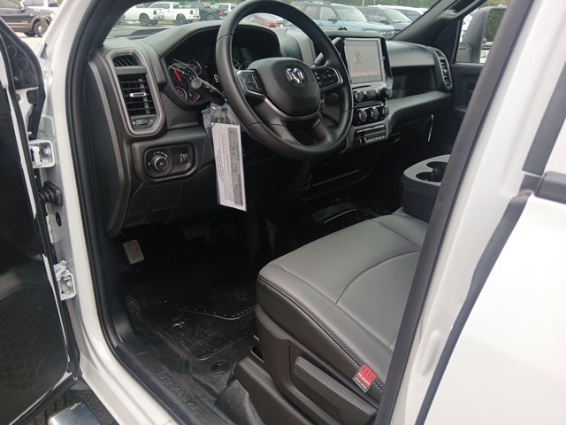 New 2027 RAM 4500 Tradesman w/ Chrome Appearance Group AWD/4WD image 47