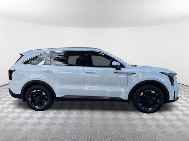 Used 2026 Kia Sorento S w/ S Panoramic Sunroof Package FWD image 4