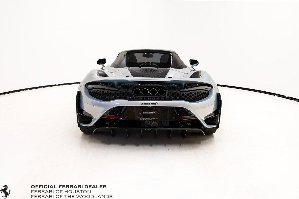 Used 2022 McLaren 765LT RWD image 34