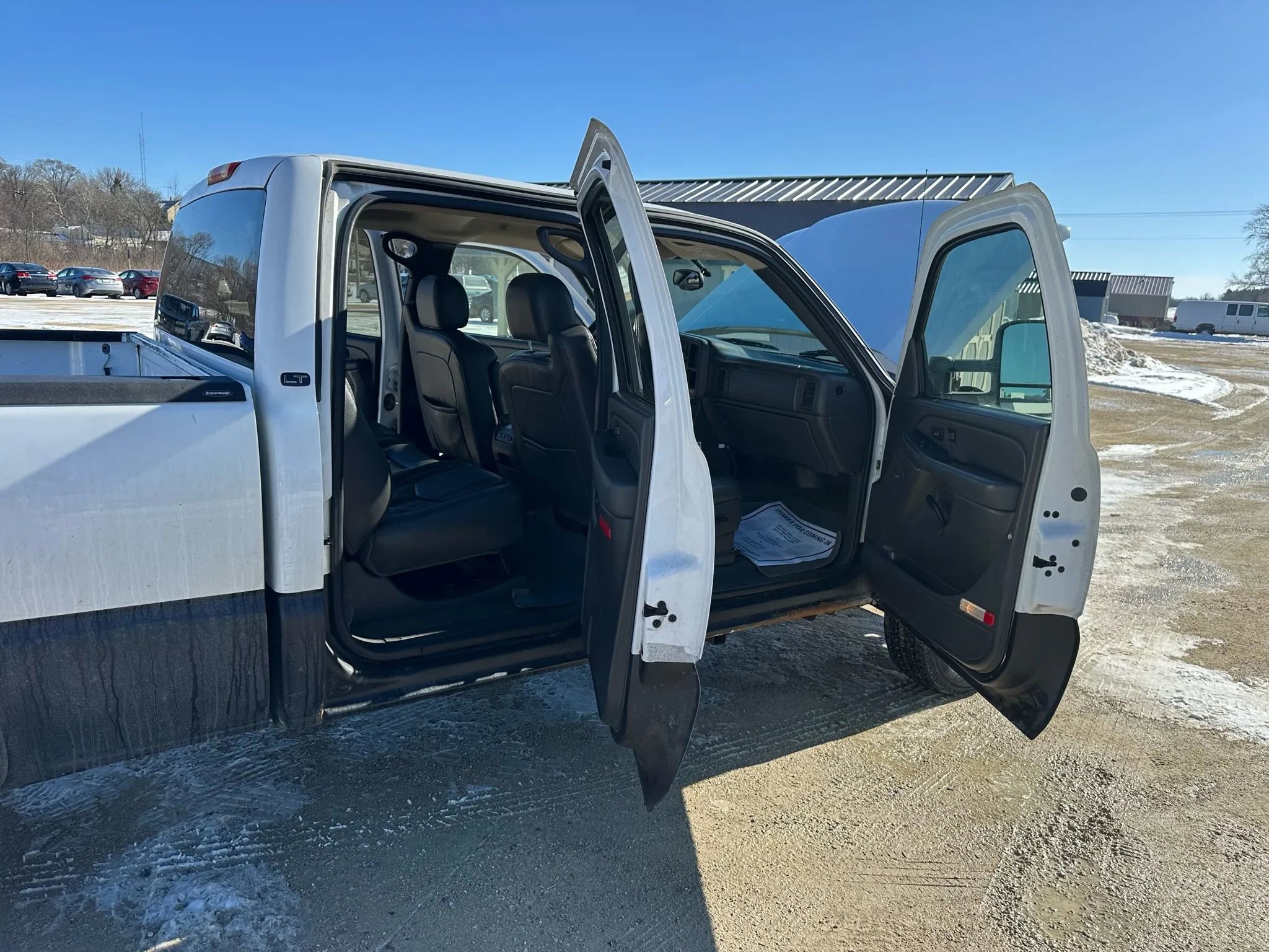 Used 2007 Chevrolet Silverado 2500 LT w/ Heavy-Duty Power Package image 12