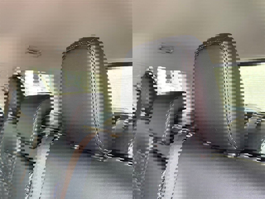 Used 2023 Nissan Pathfinder Platinum w/ Lighting Package (N92) image 34