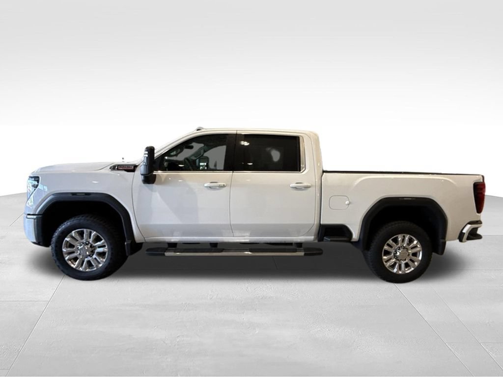 Used 2024 GMC Sierra 3500 Denali w/ Denali Reserve Package AWD/4WD image 4