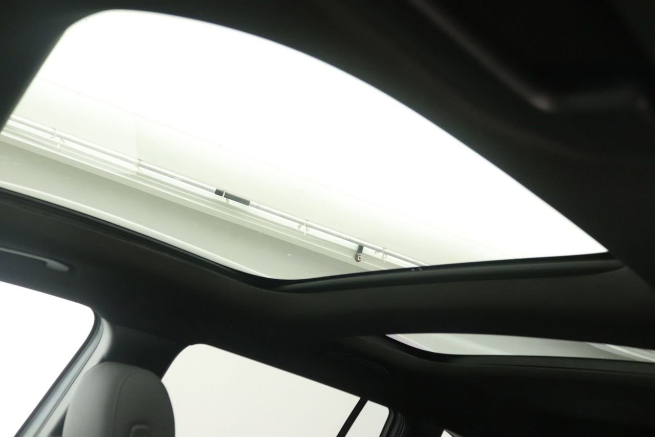 New 2026 Mercedes-Benz GLB 250 image 14