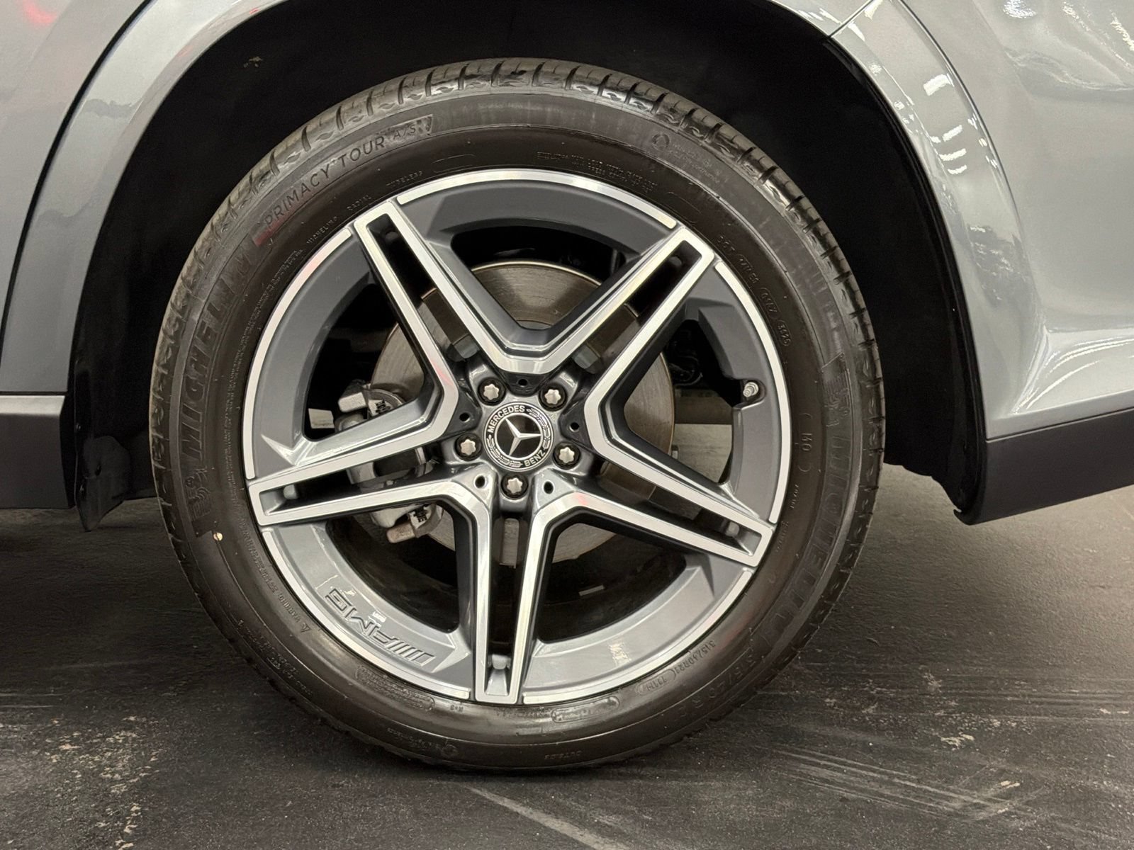 Used 2026 Mercedes-Benz GLS 450 4MATIC w/ AMG Line Exterior image 18