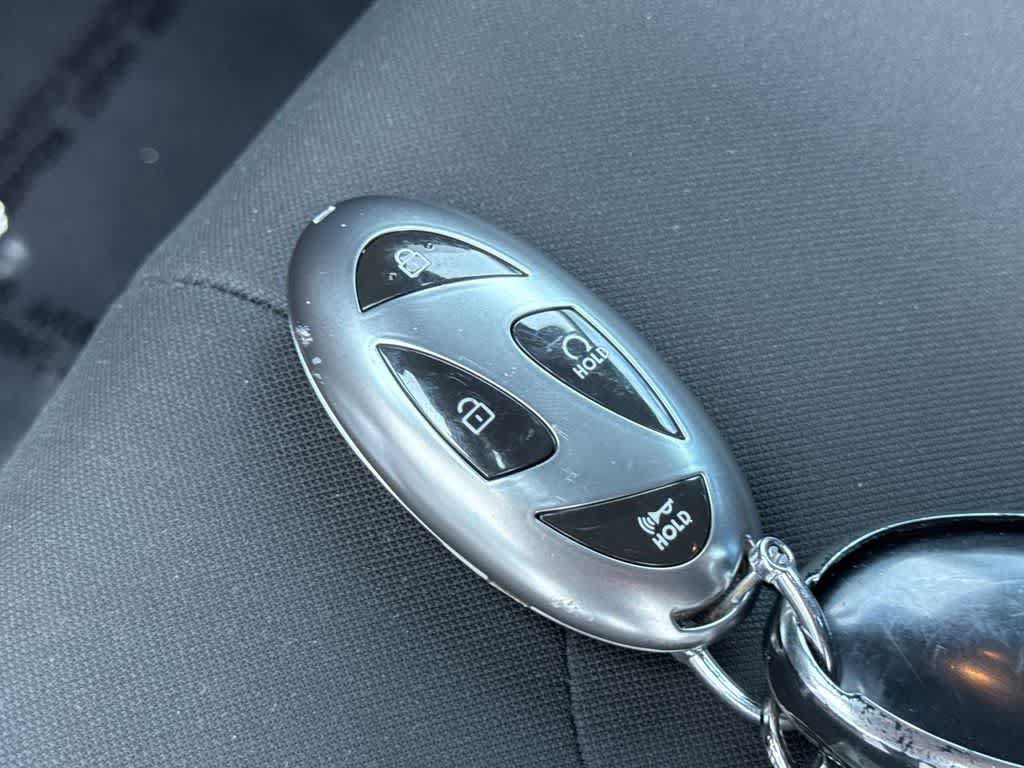 Used 2024 Hyundai Elantra SEL FWD image 28