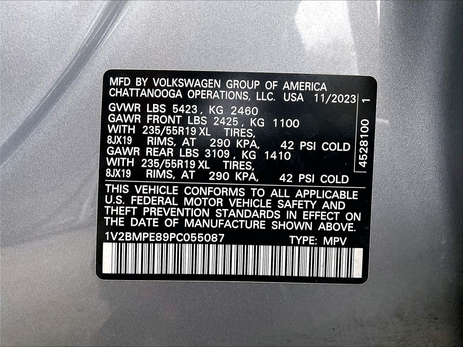 Certified 2023 Volkswagen ID.4 2WD image 31