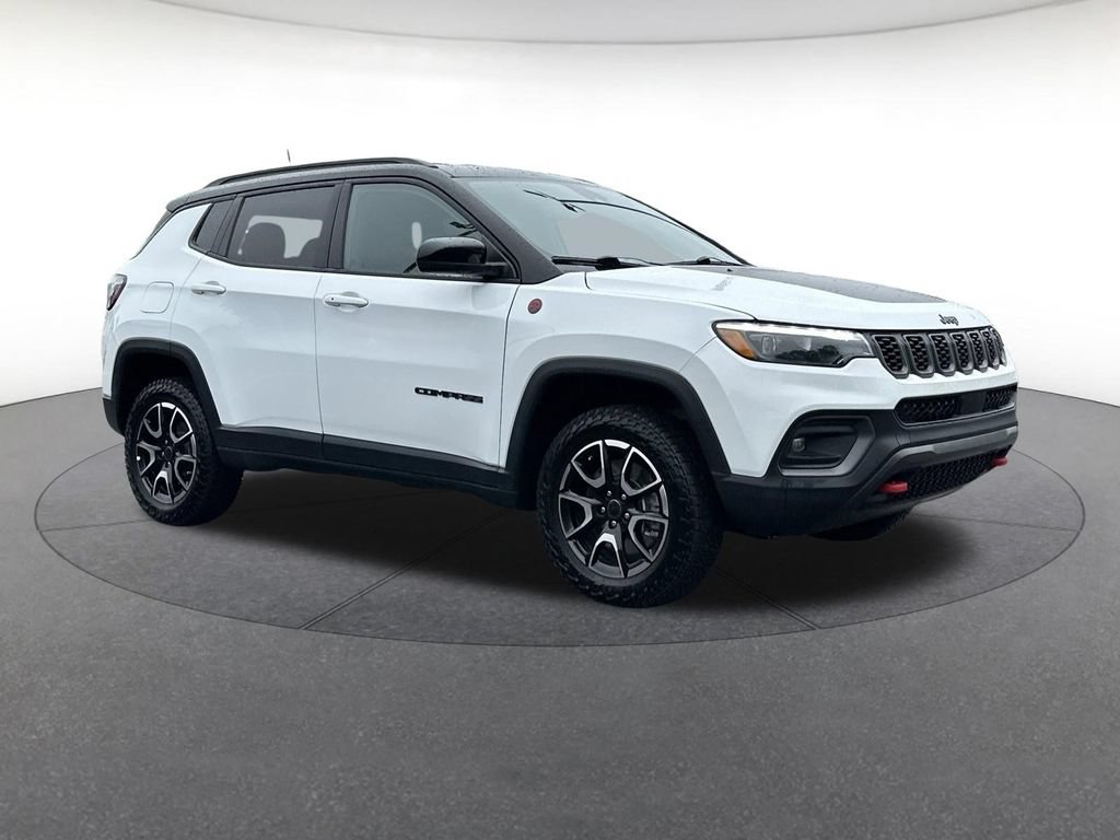 Certified 2025 Jeep Compass Trailhawk w/ Trailhawk Elite Group AWD/4WD image 8
