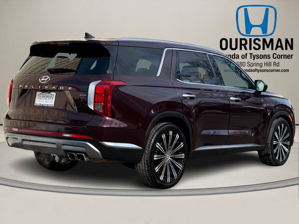 Used 2023 Hyundai Palisade Limited image 4