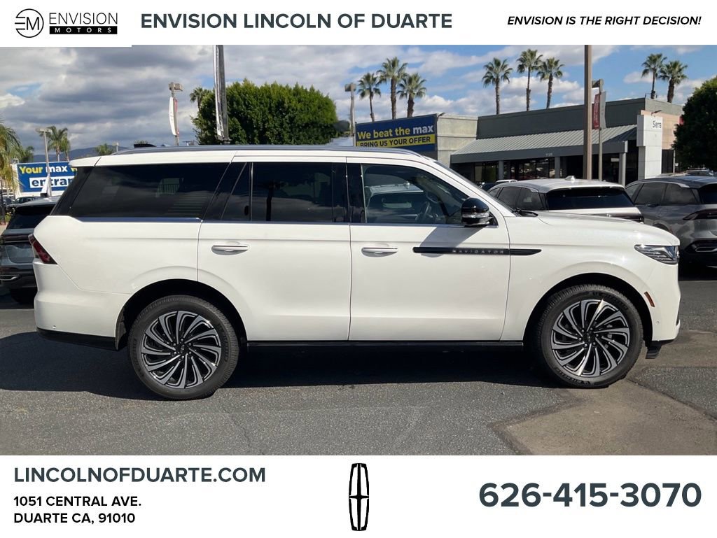 New 2025 Lincoln Navigator Black Label image 9