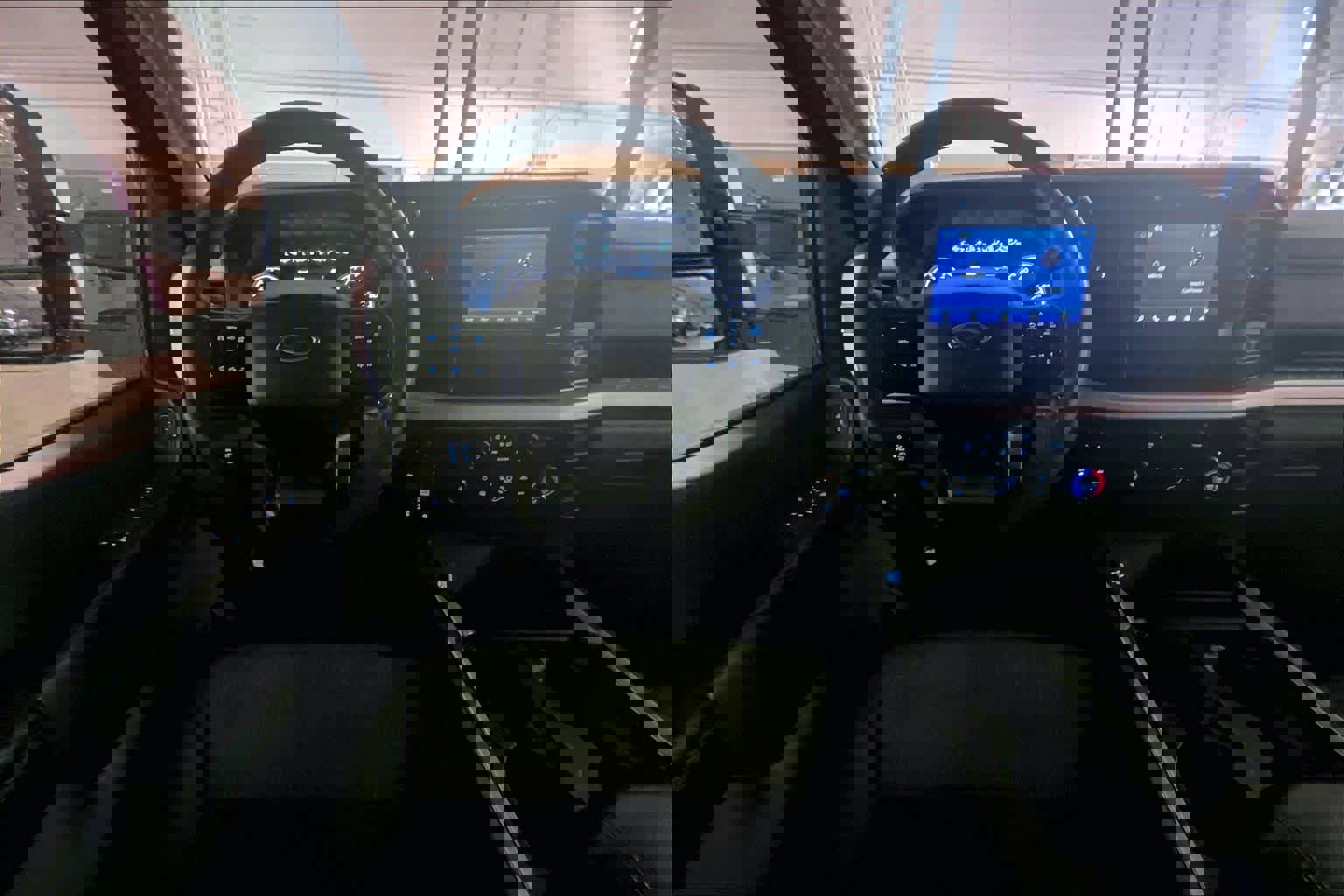 Used 2024 Ford F250 XLT AWD/4WD image 5