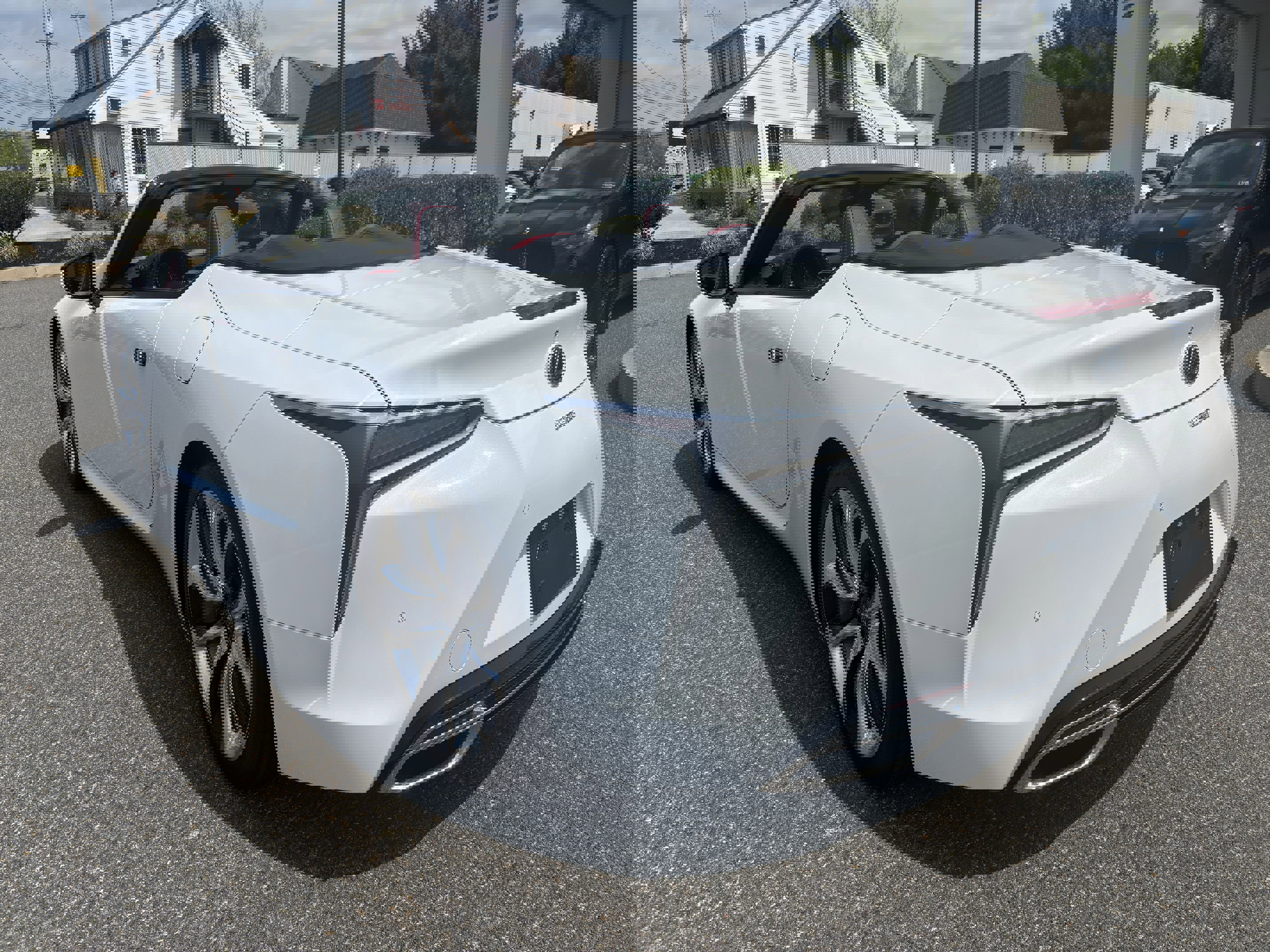 Used 2022 Lexus LC 500 Convertible w/ Touring Package RWD image 3