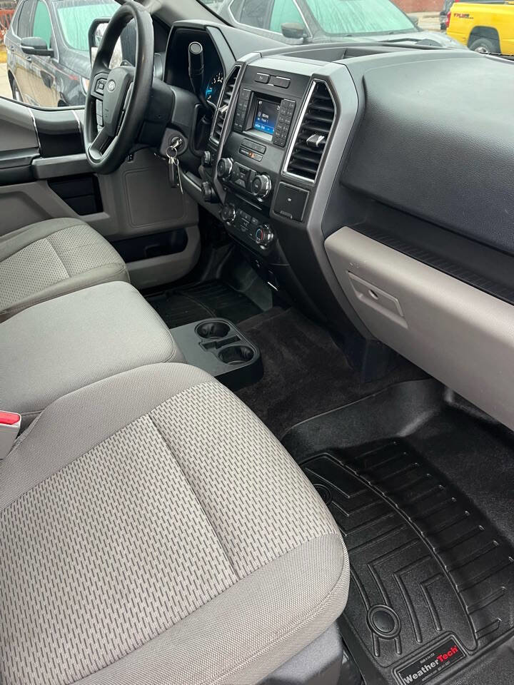 Used 2016 Ford F150 XLT w/ Trailer Tow Package image 21
