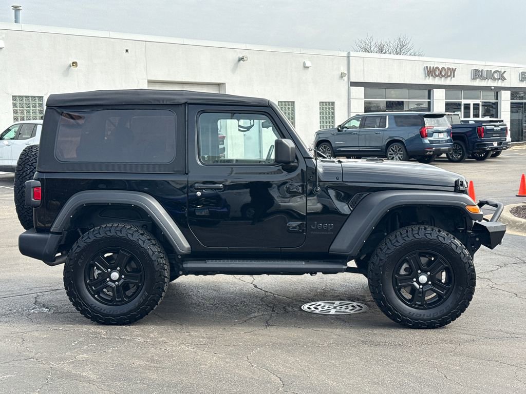 Used 2022 Jeep Wrangler Sport S image 11