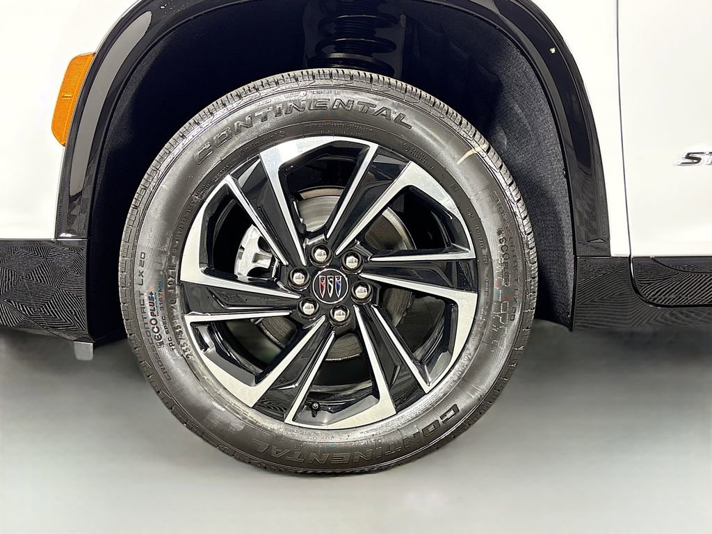 New 2026 Buick Enclave Sport Touring w/ Power Package AWD/4WD image 33