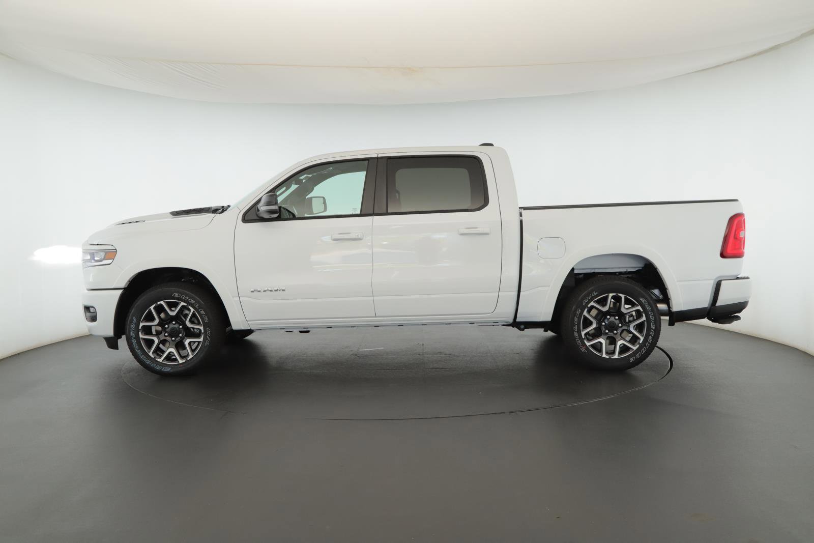 New 2026 RAM 1500 Laramie w/ Sport Appearance Package image 19