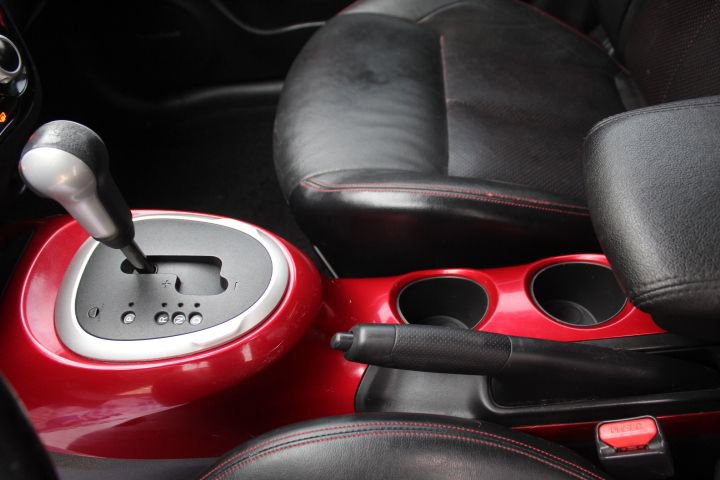 Used 2015 Nissan Juke SL image 23