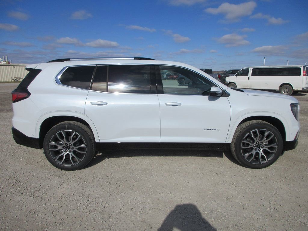 New 2026 GMC Acadia Denali Ultimate AWD/4WD image 3