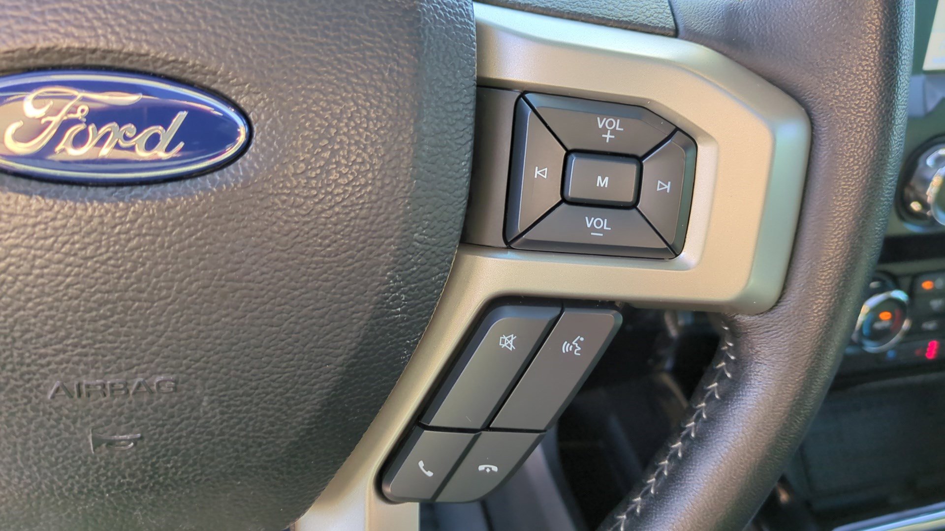 Used 2021 Ford F250 Lariat image 18