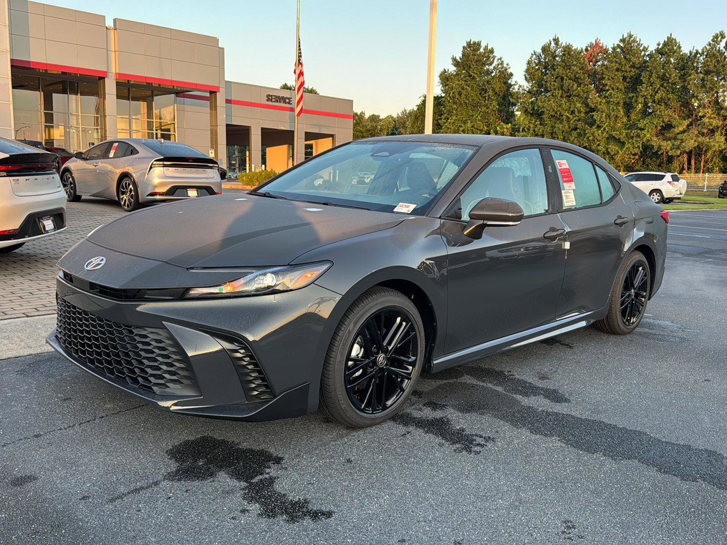 New 2026 Toyota Camry SE image 1