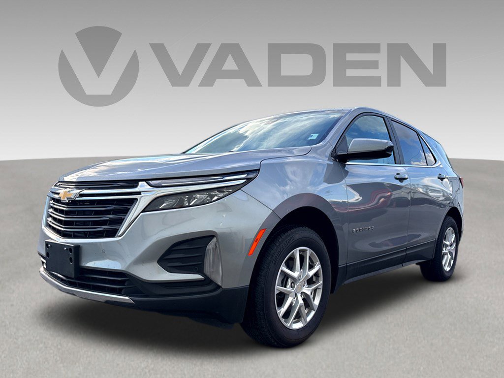 Used 2024 Chevrolet Equinox LT image 3