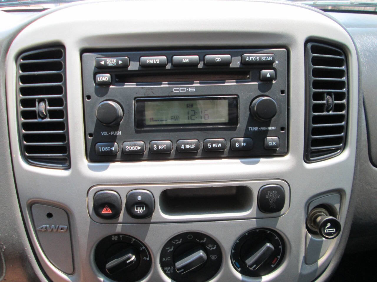 Used 2006 Ford Escape XLT AWD/4WD image 13