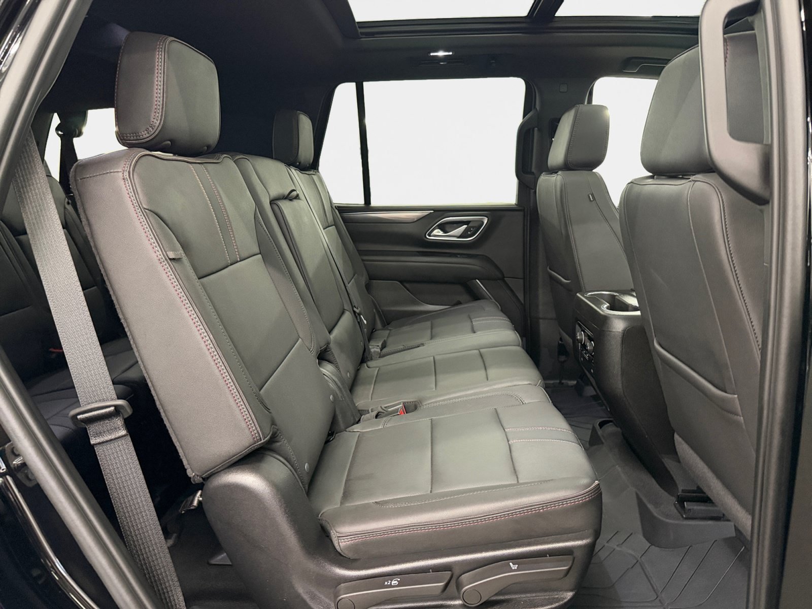 Used 2024 Chevrolet Tahoe RST w/ Sport Performance Package AWD/4WD image 12