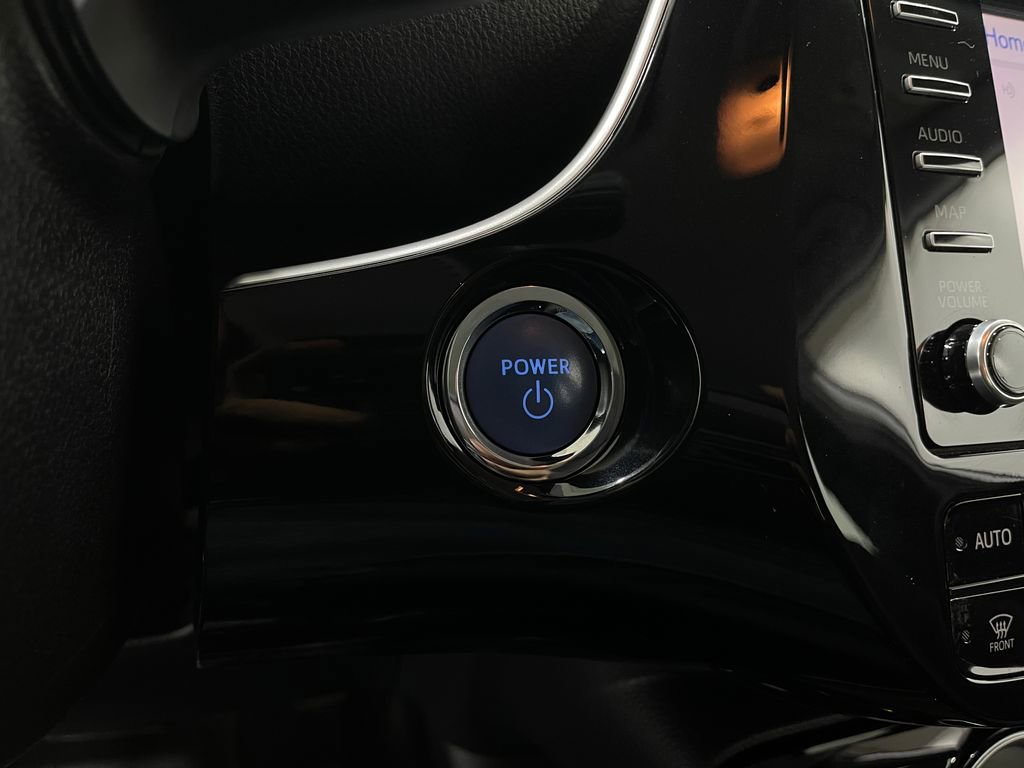 Used 2020 Toyota Prius Prime LE image 19