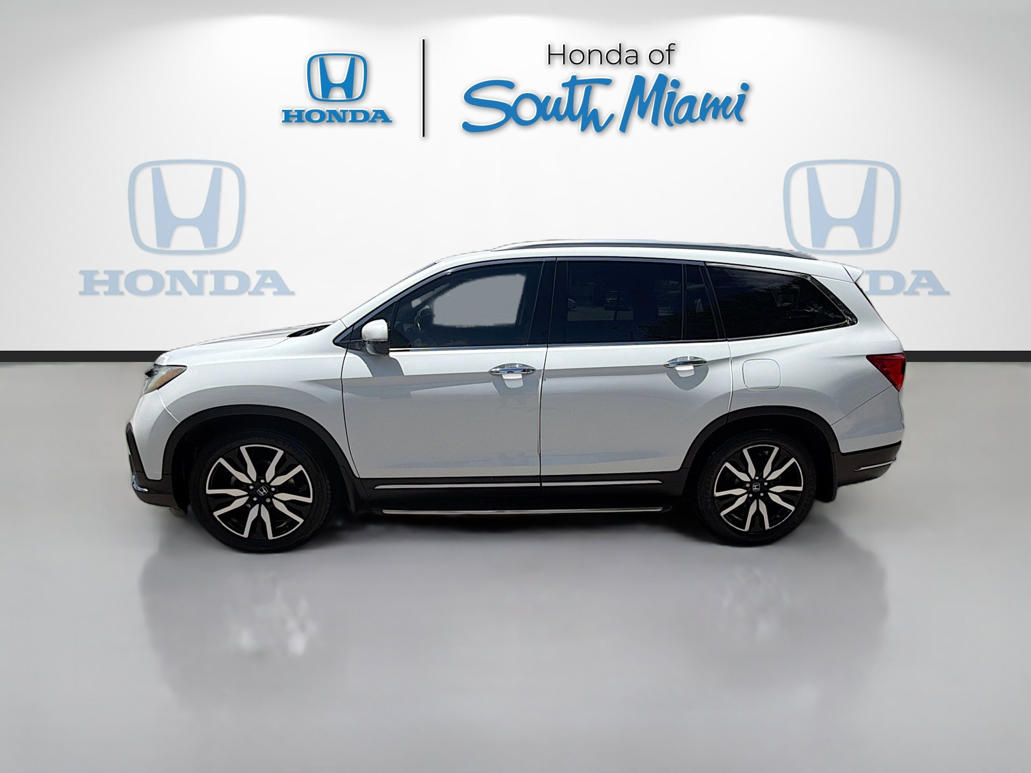 Used 2021 Honda Pilot Touring image 4