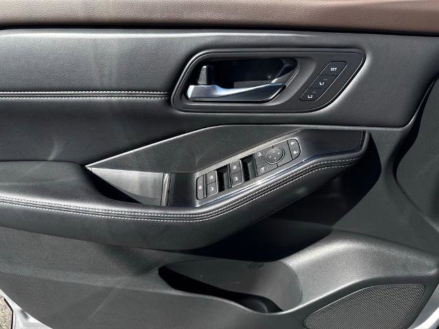 Certified 2023 Nissan Rogue SL w/ SL Premium Package FWD image 21
