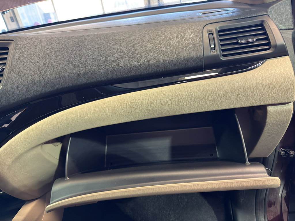 Used 2016 Honda Pilot Touring image 24