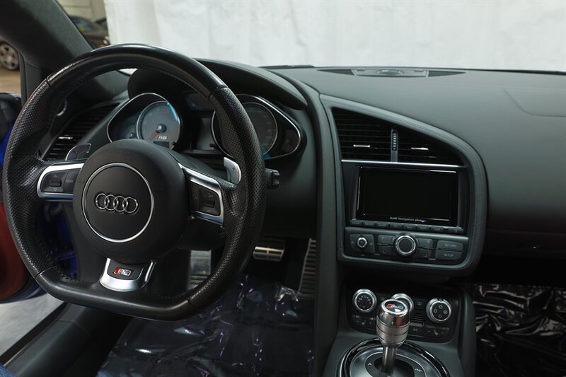 Used 2015 Audi R8 V8 AWD/4WD image 57