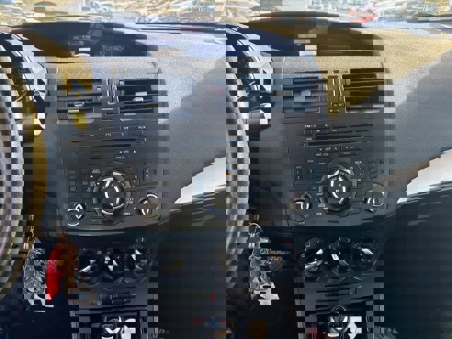 Used 2012 MAZDA MAZDA3 i Touring image 9