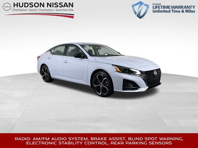 New 2025 Nissan Altima 2.5 SR