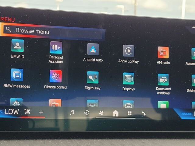 Certified 2025 BMW 330i Sedan w/ Convenience Package image 19