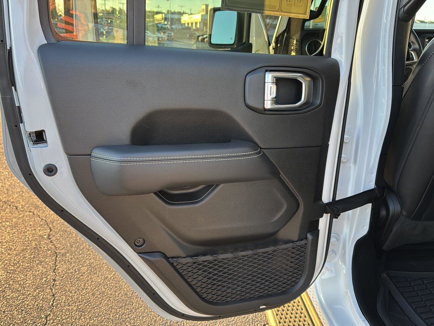 Used 2022 Jeep Gladiator Overland w/ Popular Equipment Package image 15