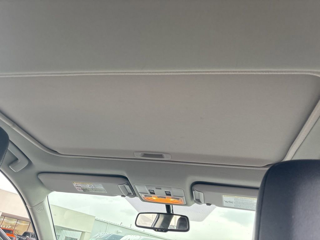 Used 2013 Toyota RAV4 Limited image 32