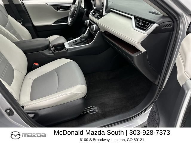 Used 2021 Toyota RAV4 Limited w/ Limited Grade Weather Package AWD/4WD image 25