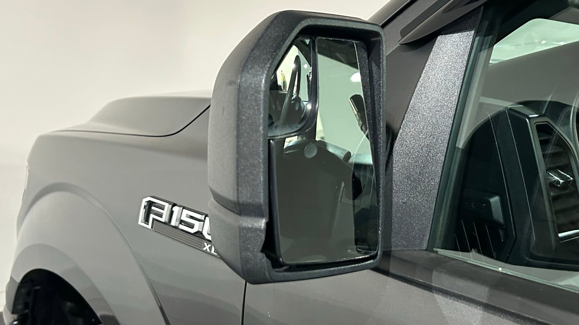 Used 2019 Ford F150 XL w/ Equipment Group 101A Mid RWD image 14