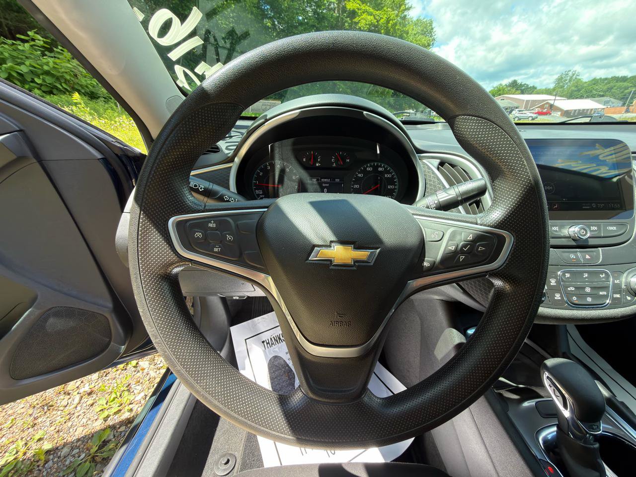 Used 2022 Chevrolet Malibu LT FWD image 10
