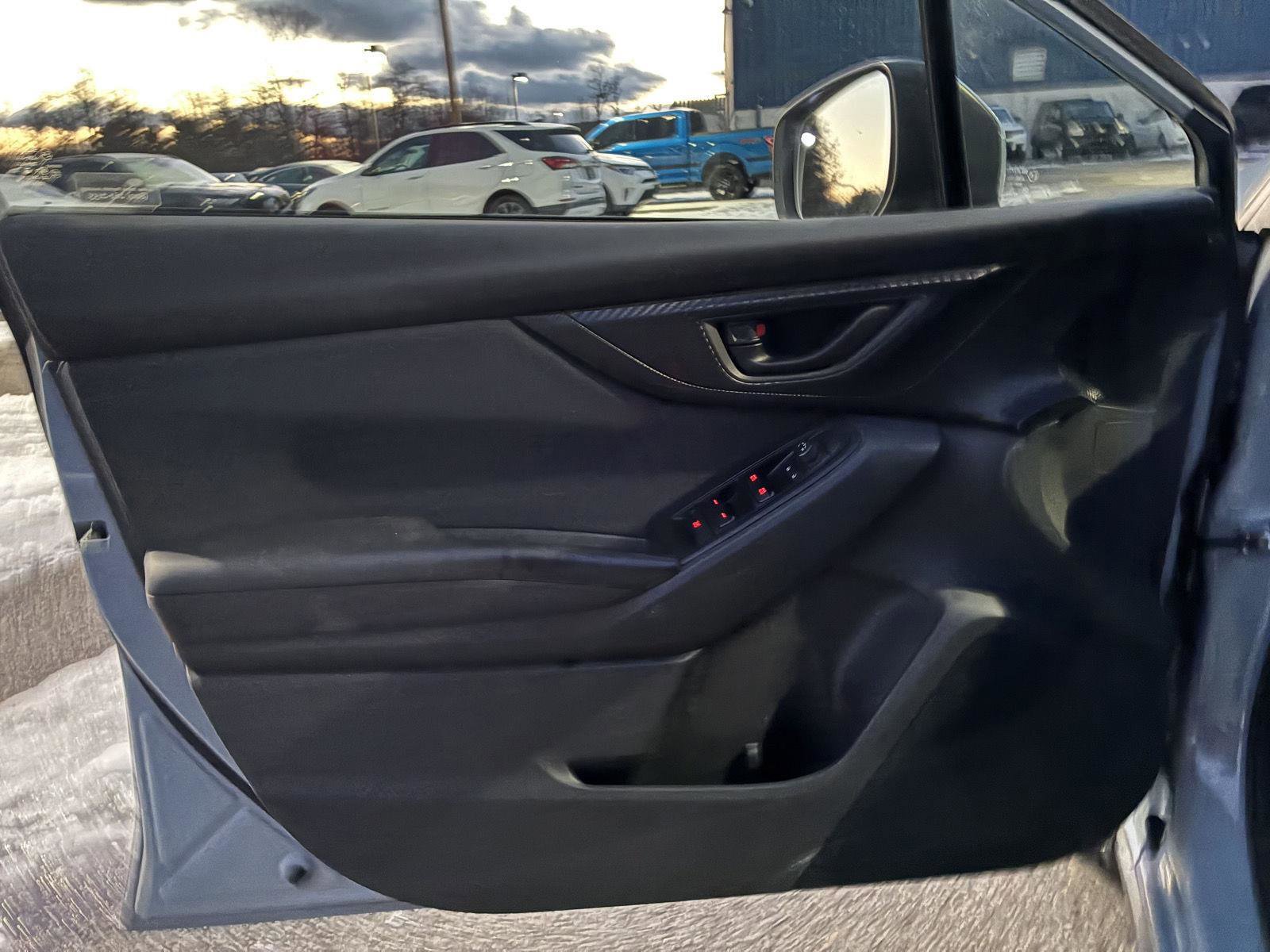 Used 2019 Subaru Crosstrek 2.0i Premium w/ Popular Package #4 image 19