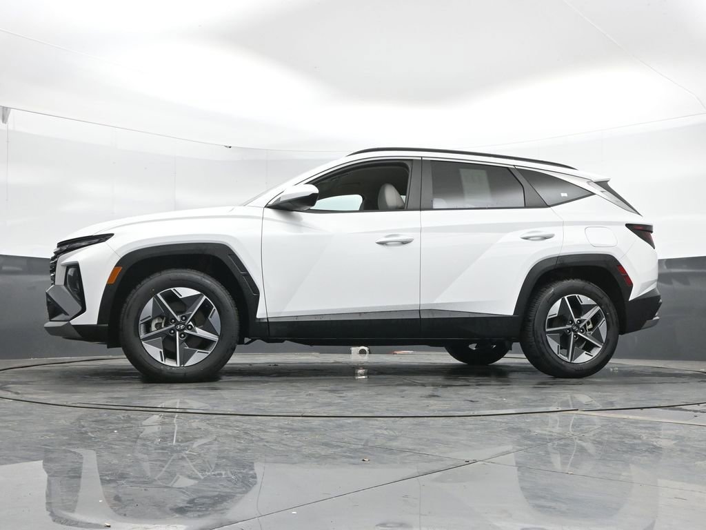 Used 2025 Hyundai Tucson SEL AWD/4WD image 48