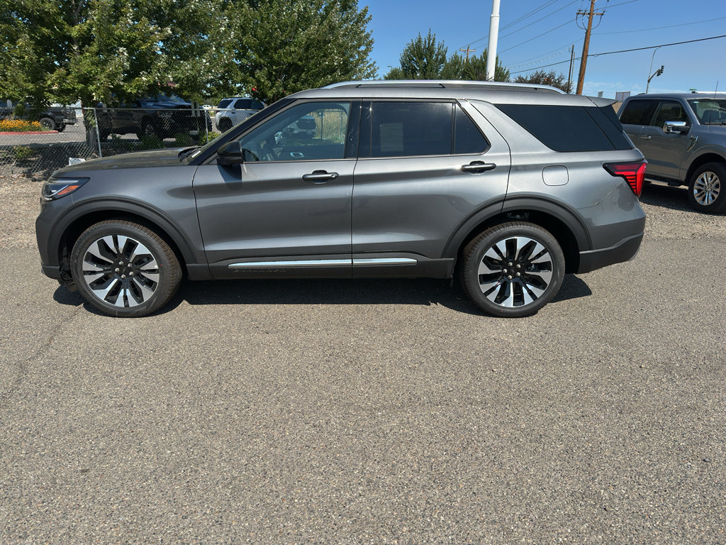 New 2026 Ford Explorer Platinum w/ LUX Leather Package AWD/4WD image 2